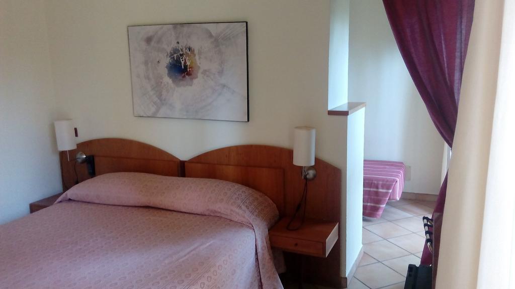 Hotel Astoria Lido سيرمِيوني الغرفة الصورة