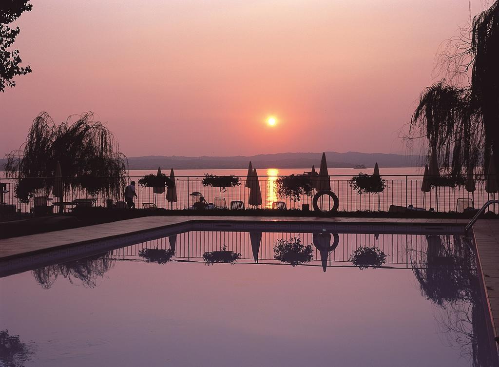 Hotel Astoria Lido سيرمِيوني المظهر الخارجي الصورة