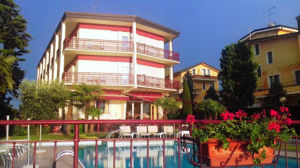 Hotel Astoria Lido سيرمِيوني المظهر الخارجي الصورة